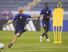 多米网址-林书豪纪录片中文字幕